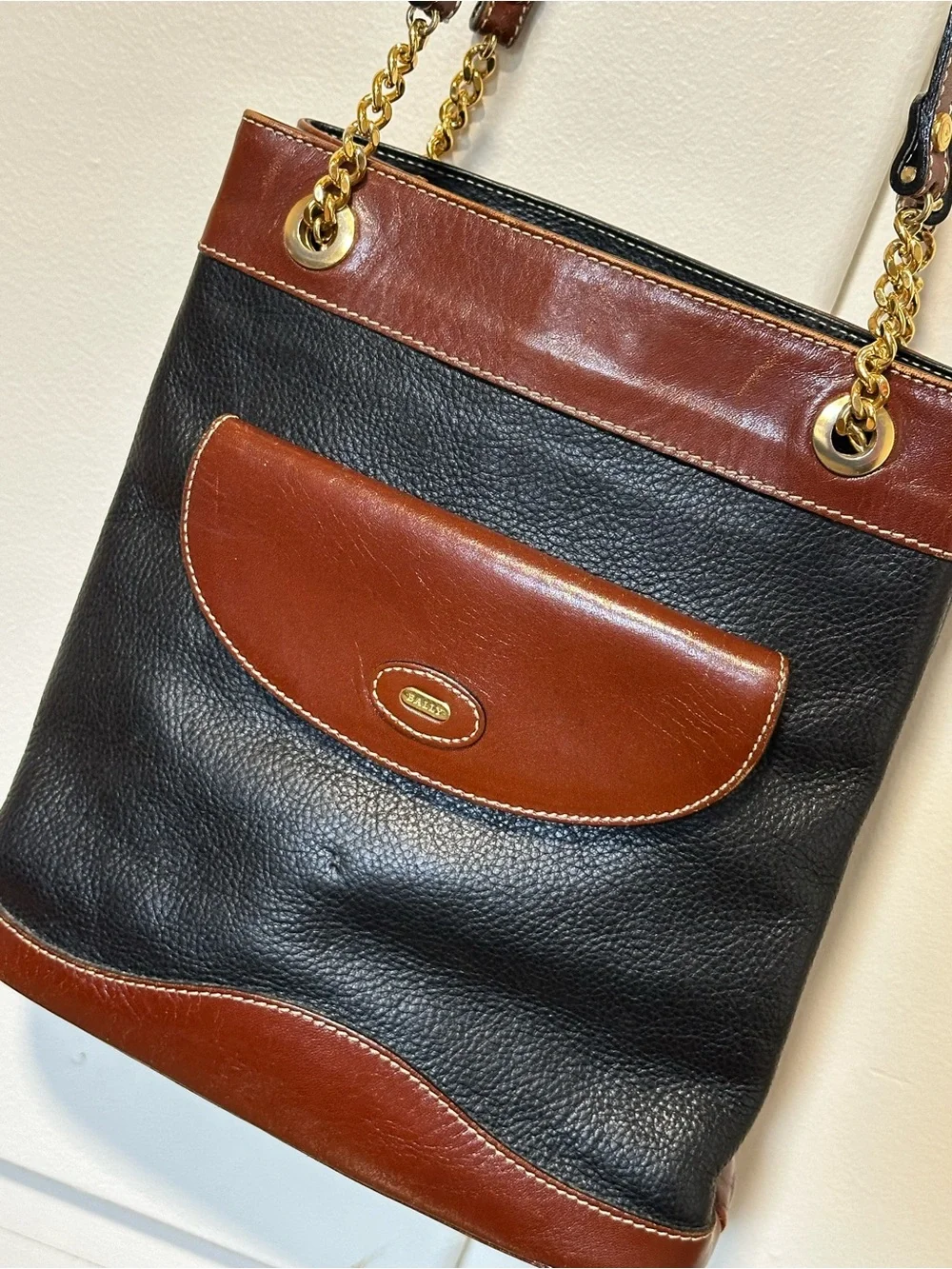 Bally Vintage Black/Brown Leather Shoulder Bag